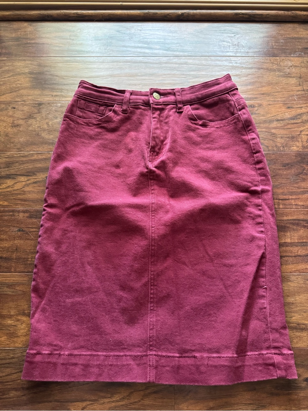 High-Waist Burgundy Pencil Skirt
